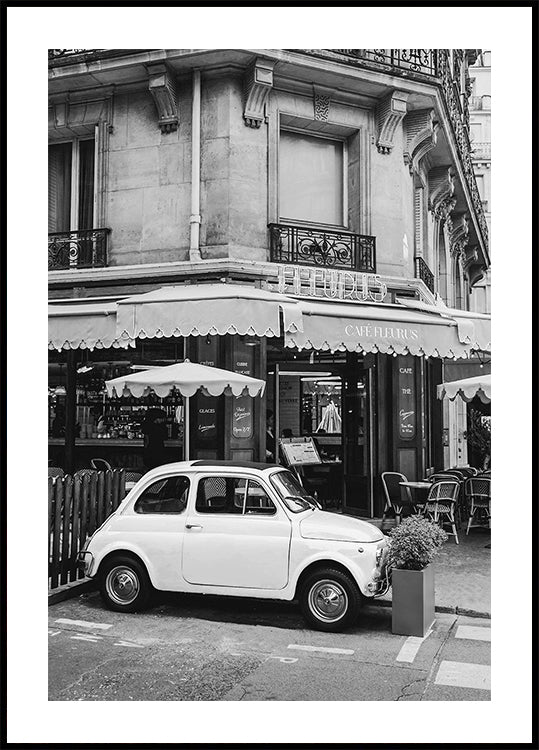 Café parisino y Fiat 500 Póster