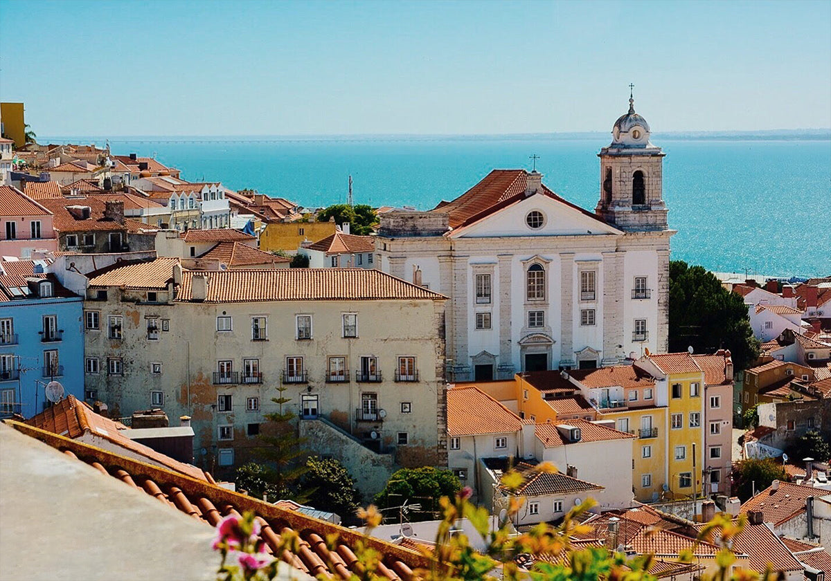 From Lisbon With Love Plakat