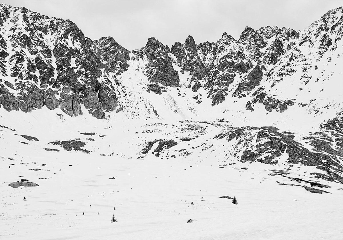 Póster Picos de las montañas nevadas
