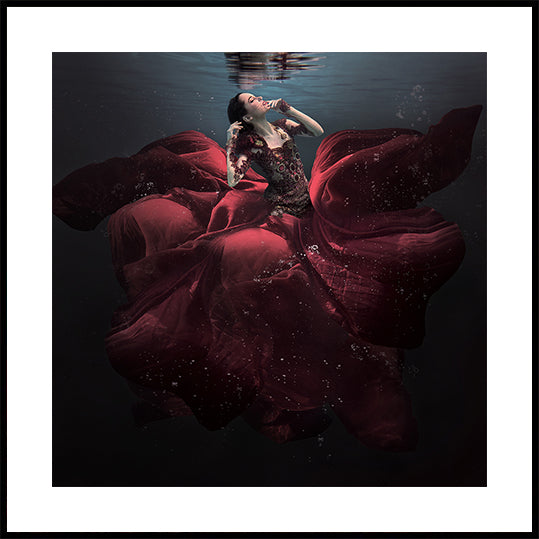 La dama de rojo Póster