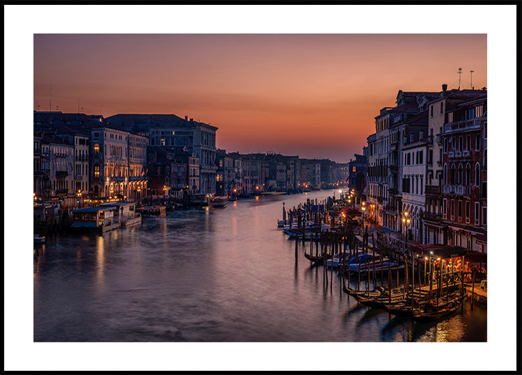 Gran Canal de Venecia al atardecer