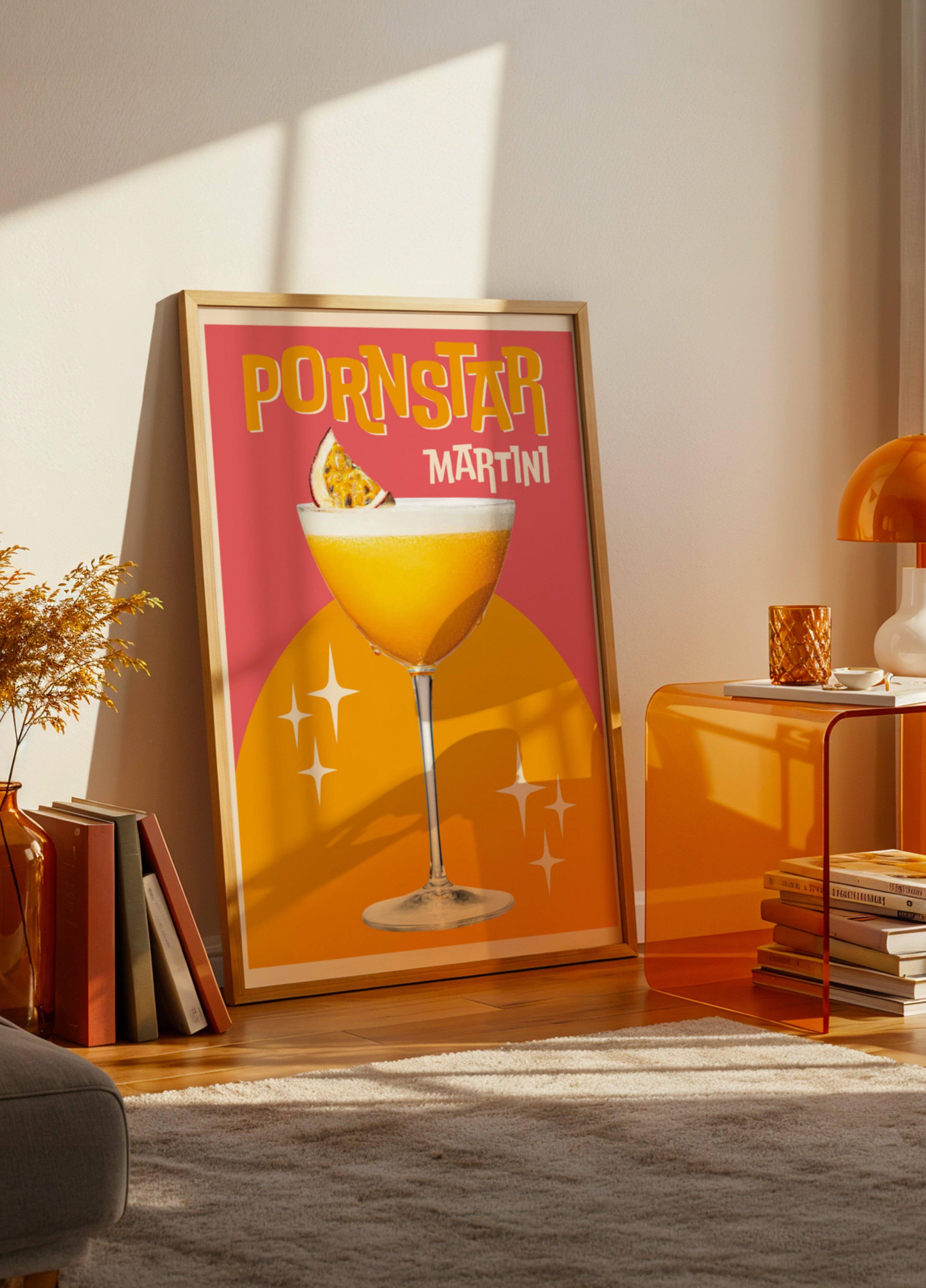 Vibrante estrella del porno martini
