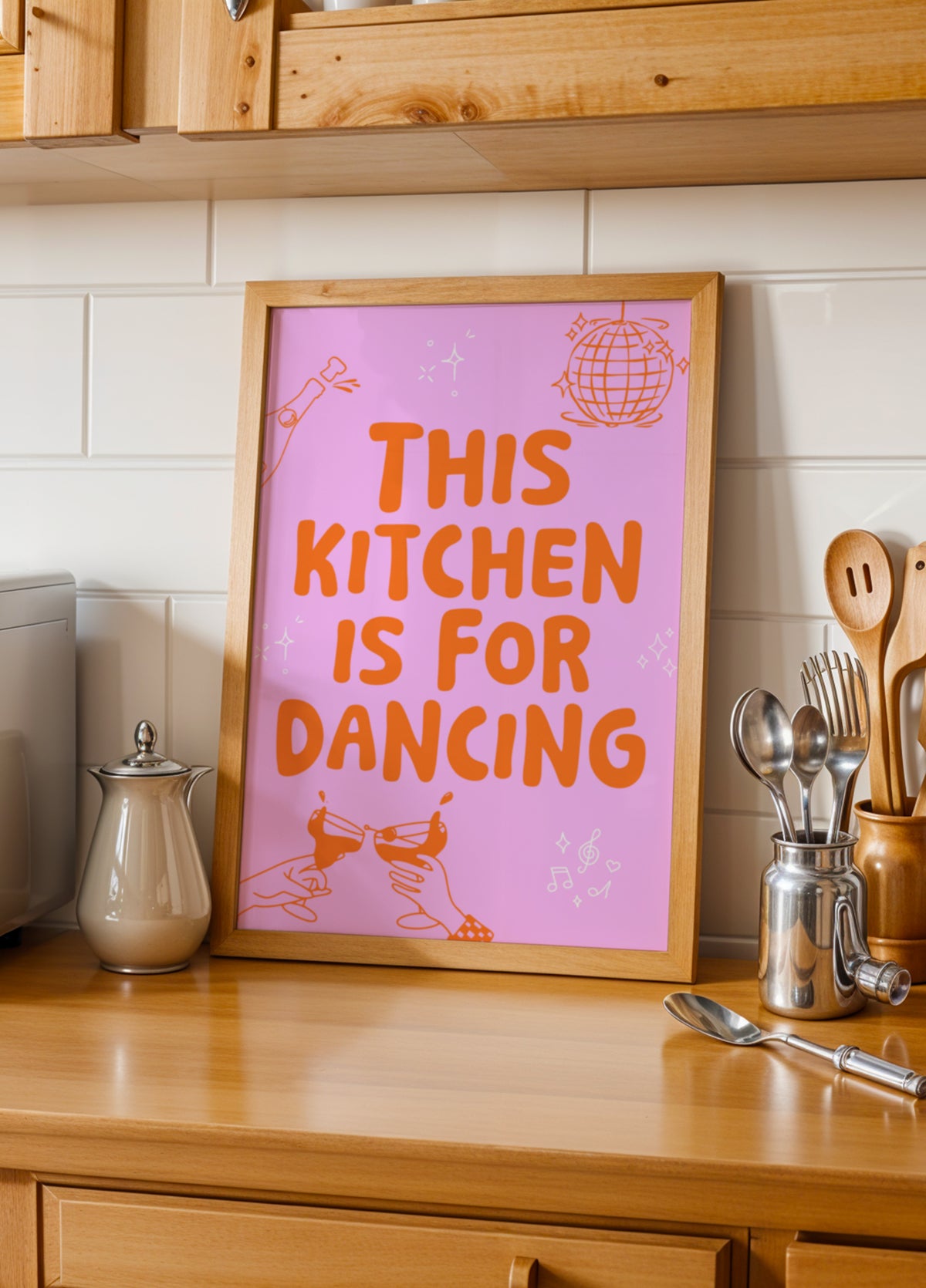 Fiesta de baile en la cocina