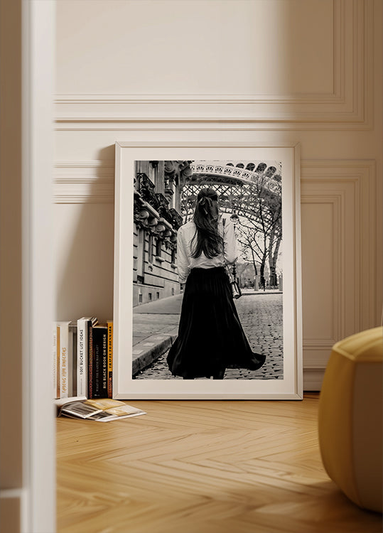 Póster con vista serena de un pueblo costero