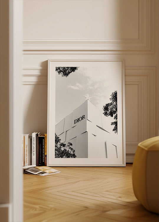 Póster con vista serena de un pueblo costero