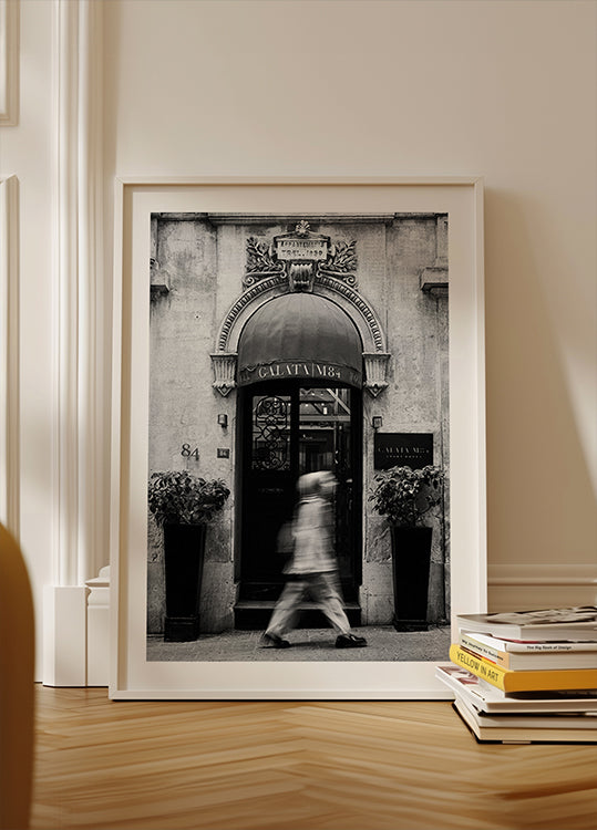 Póster con vista serena de un pueblo costero