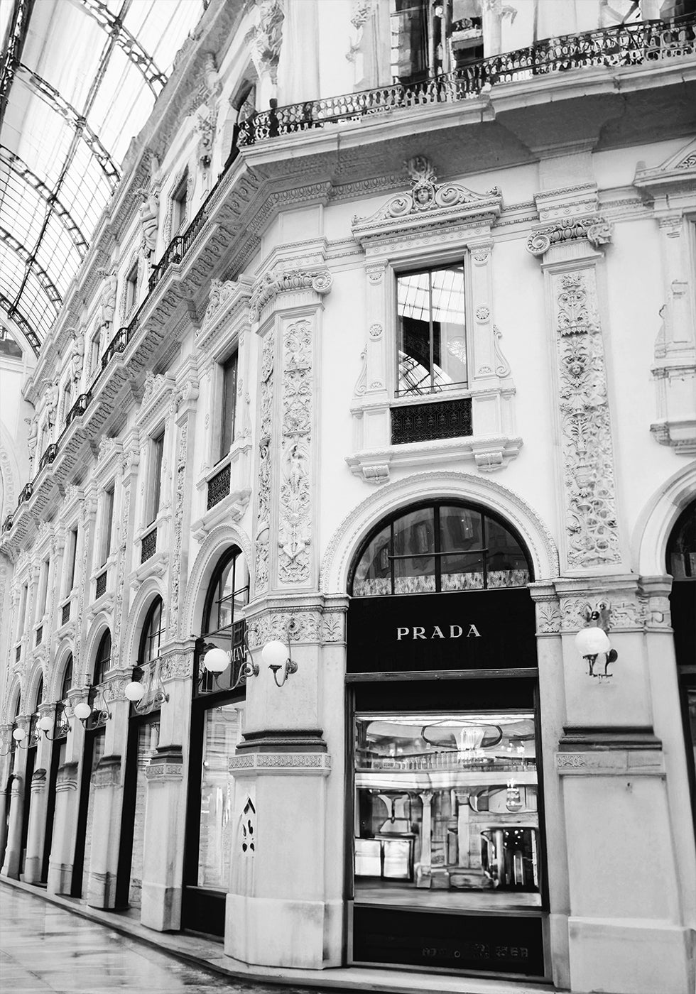 Prada Milan Boutique Black & White Plakat - Posterbox