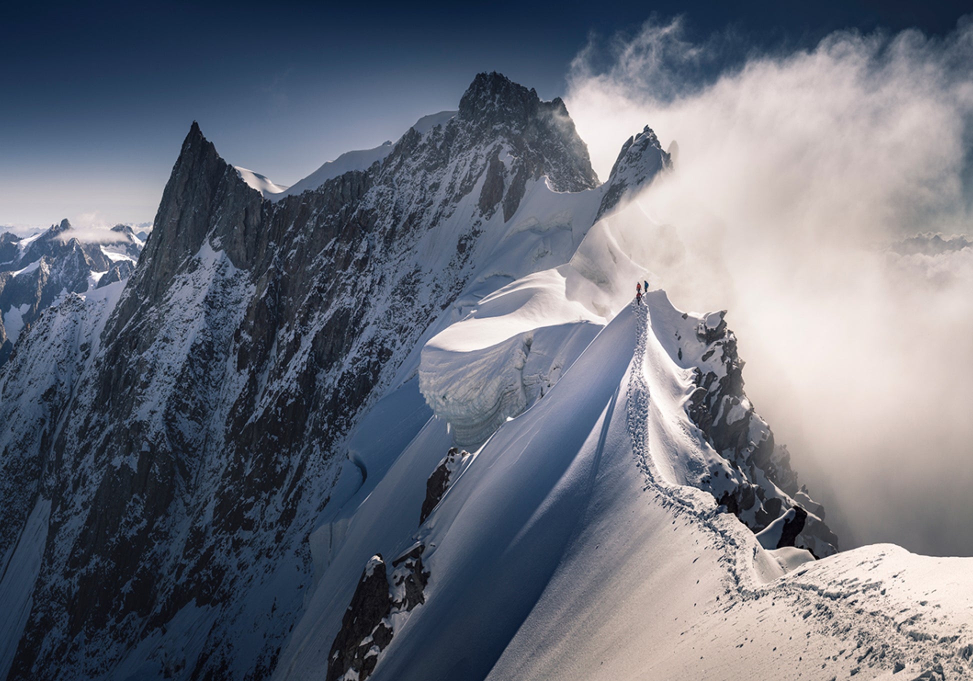 Ascenso a la cresta alpina