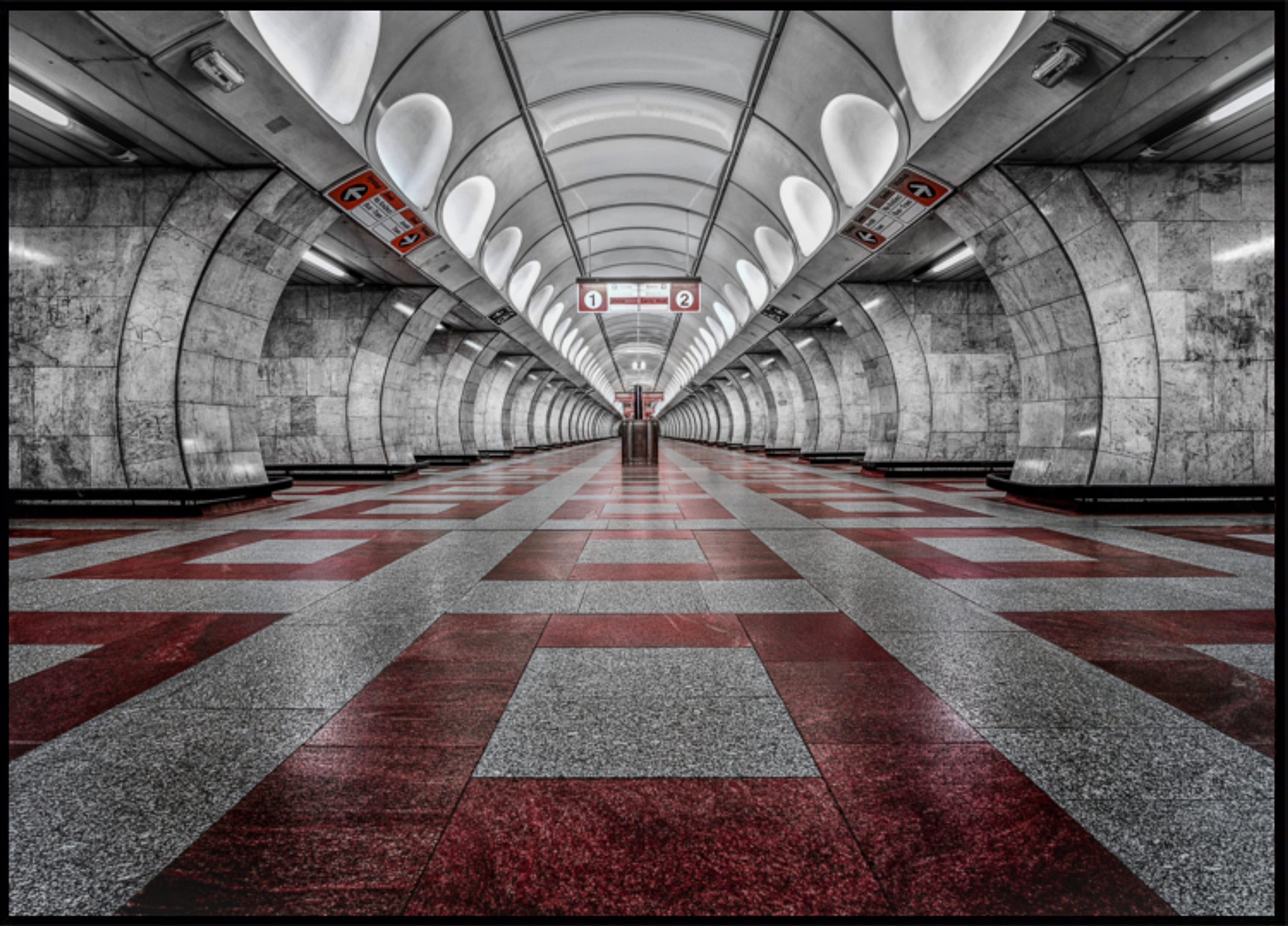 Geometría profunda del metro