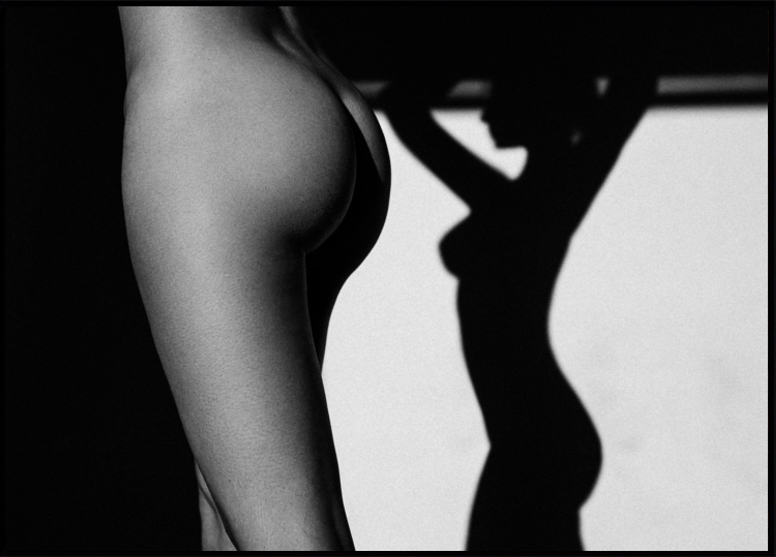 Juego de sombras sensual