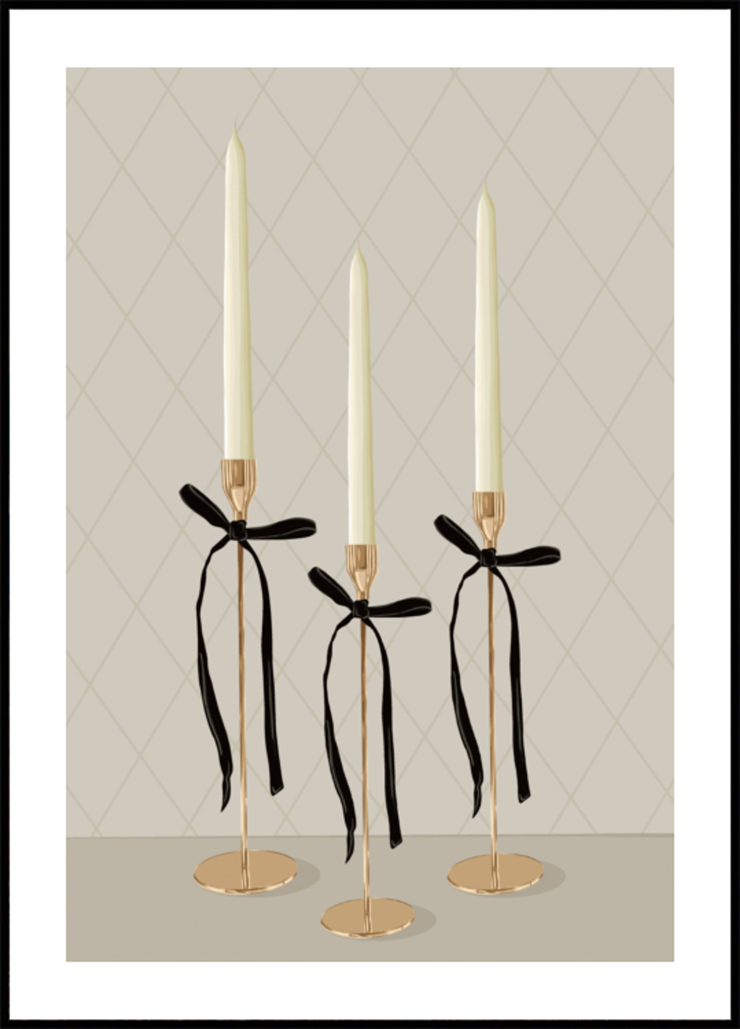 Velas cónicas doradas elegantes