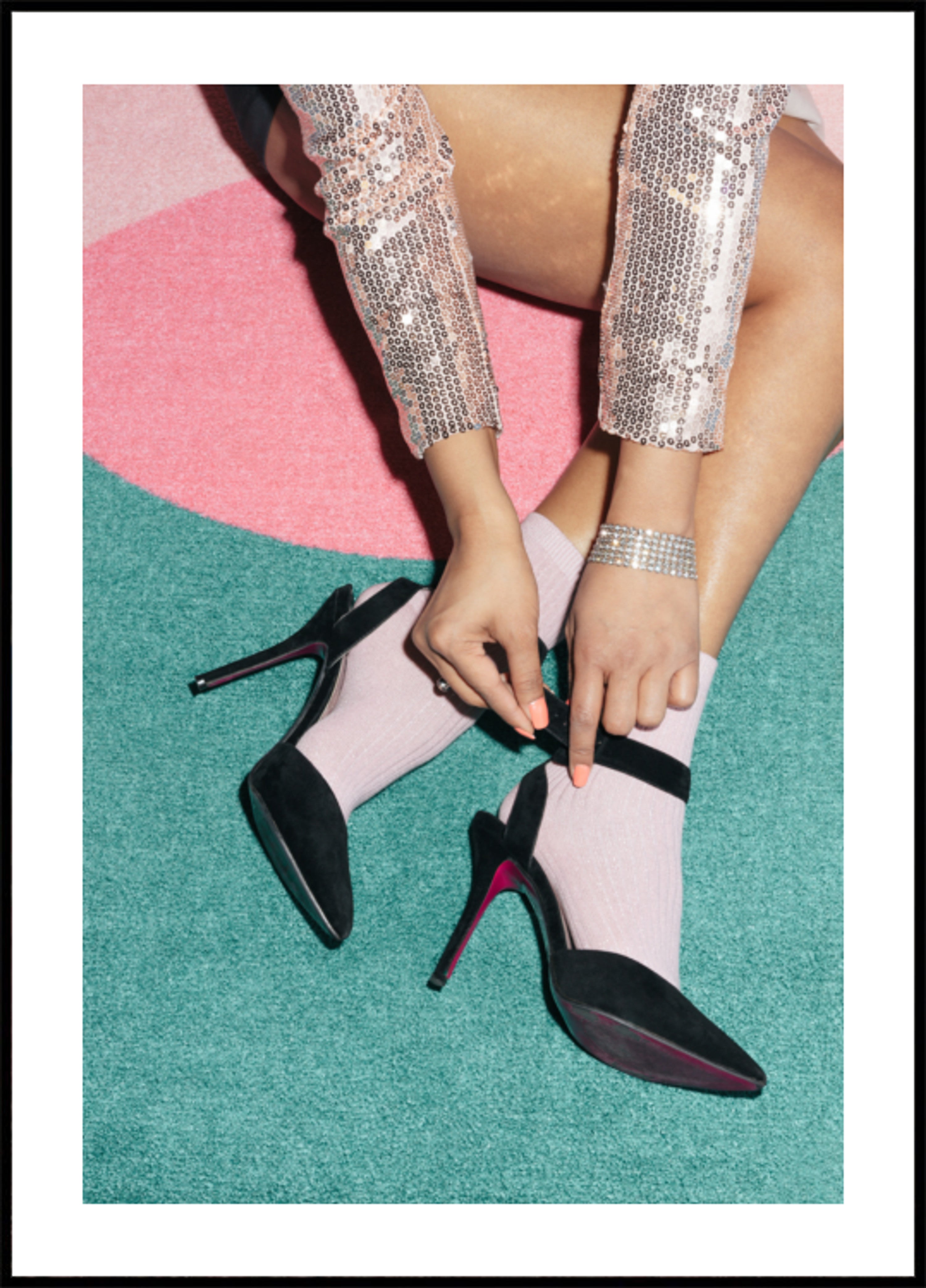 Tacones y calcetines con estilo