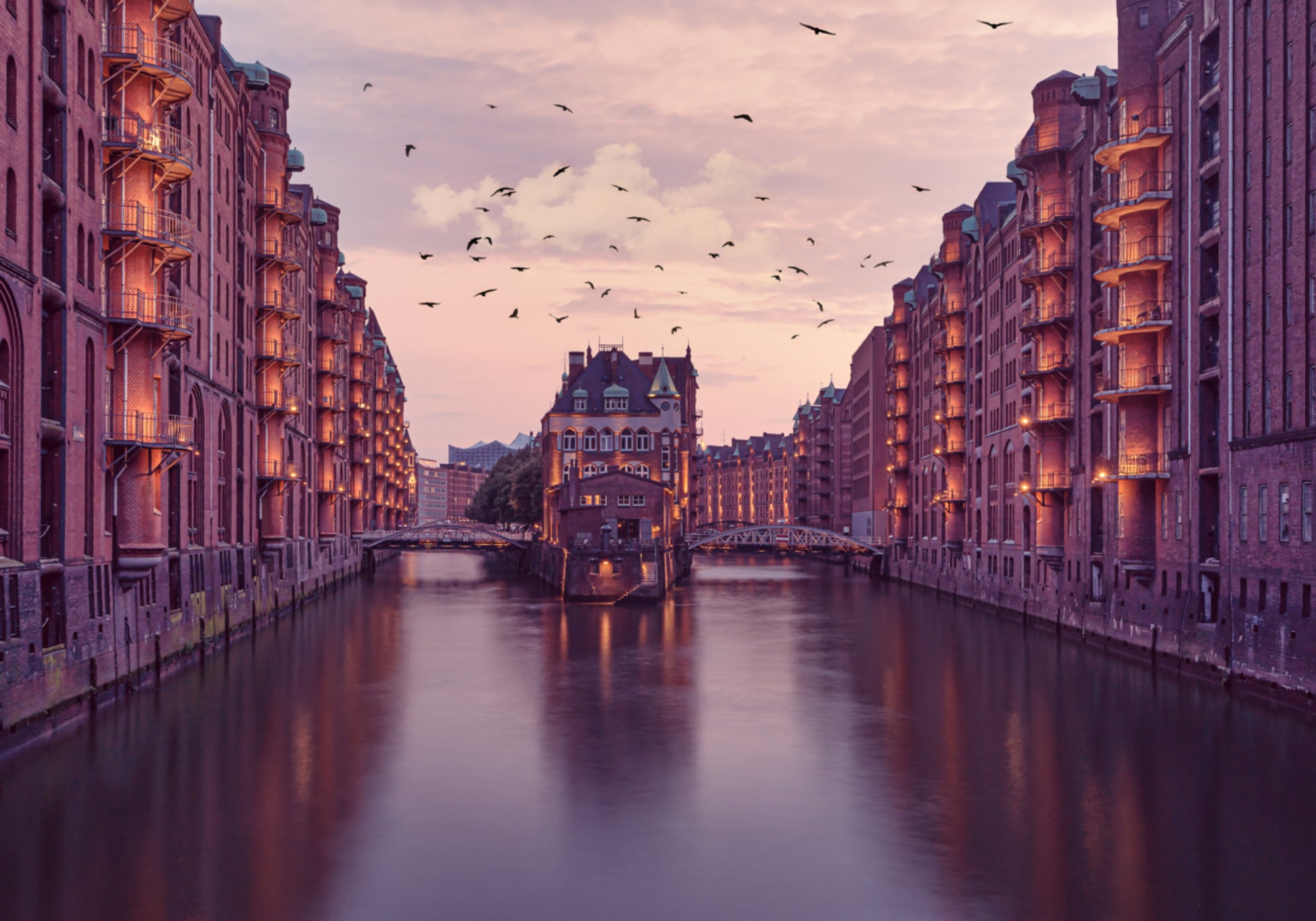 Crepúsculo histórico del canal