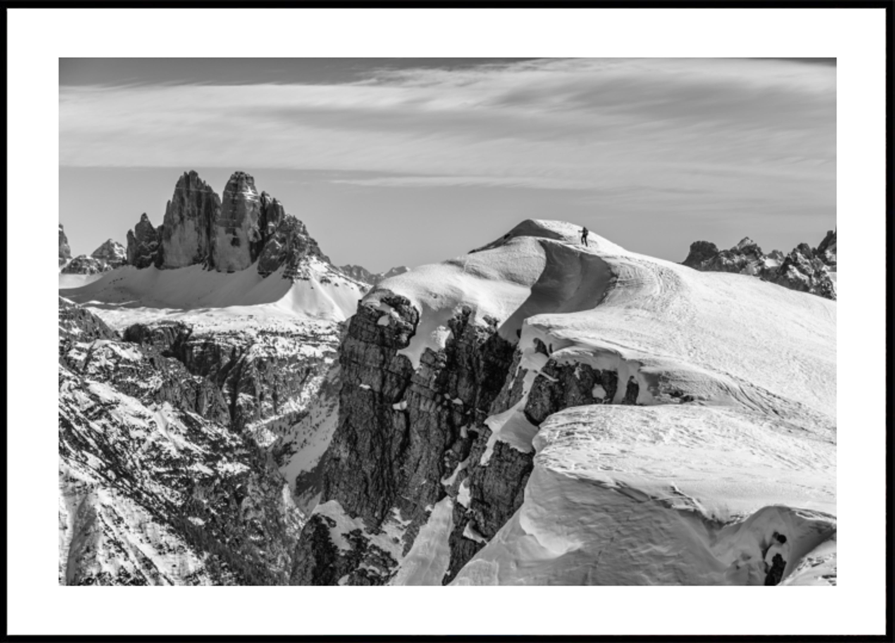 Caminante solitario Cresta nevada