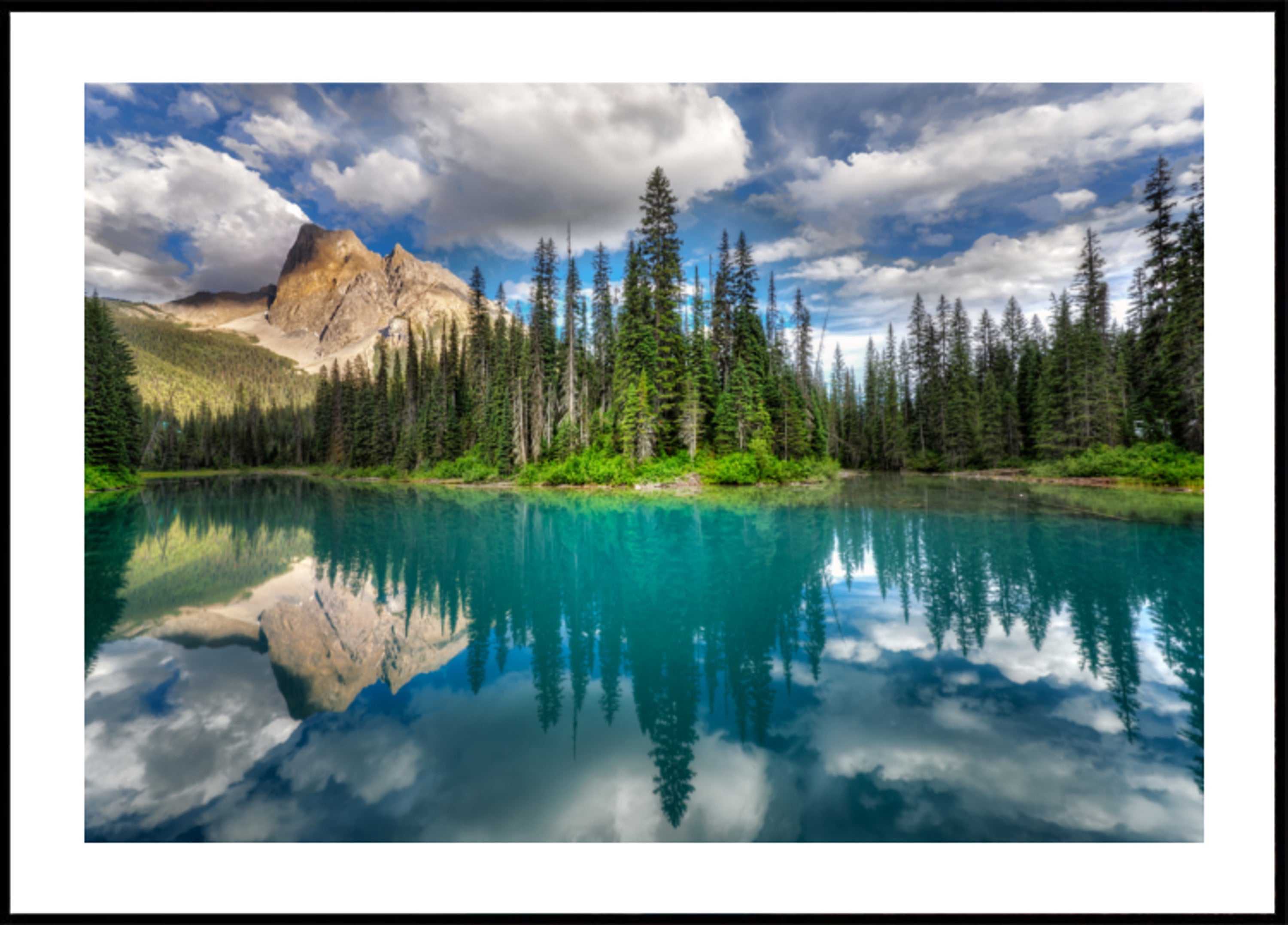 Reflejo del lago turquesa